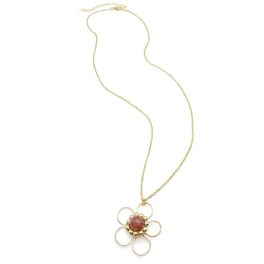 Astrid gold flower and pink agate pendant necklace