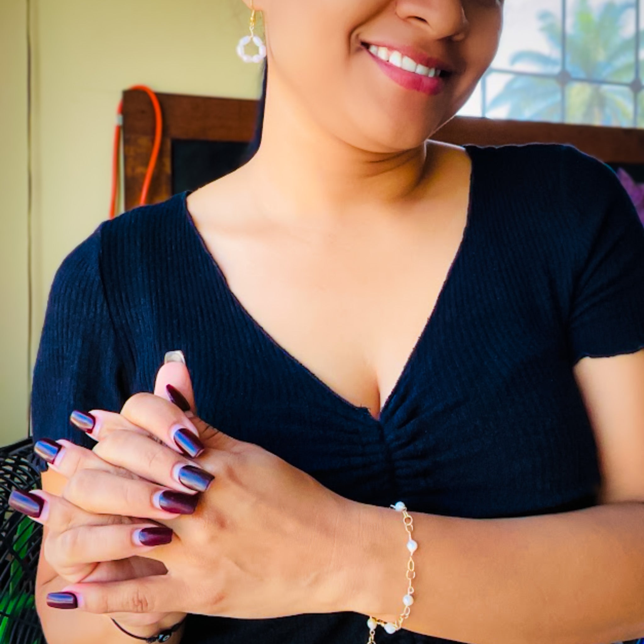 Aurora pearl and gold chain bracelet