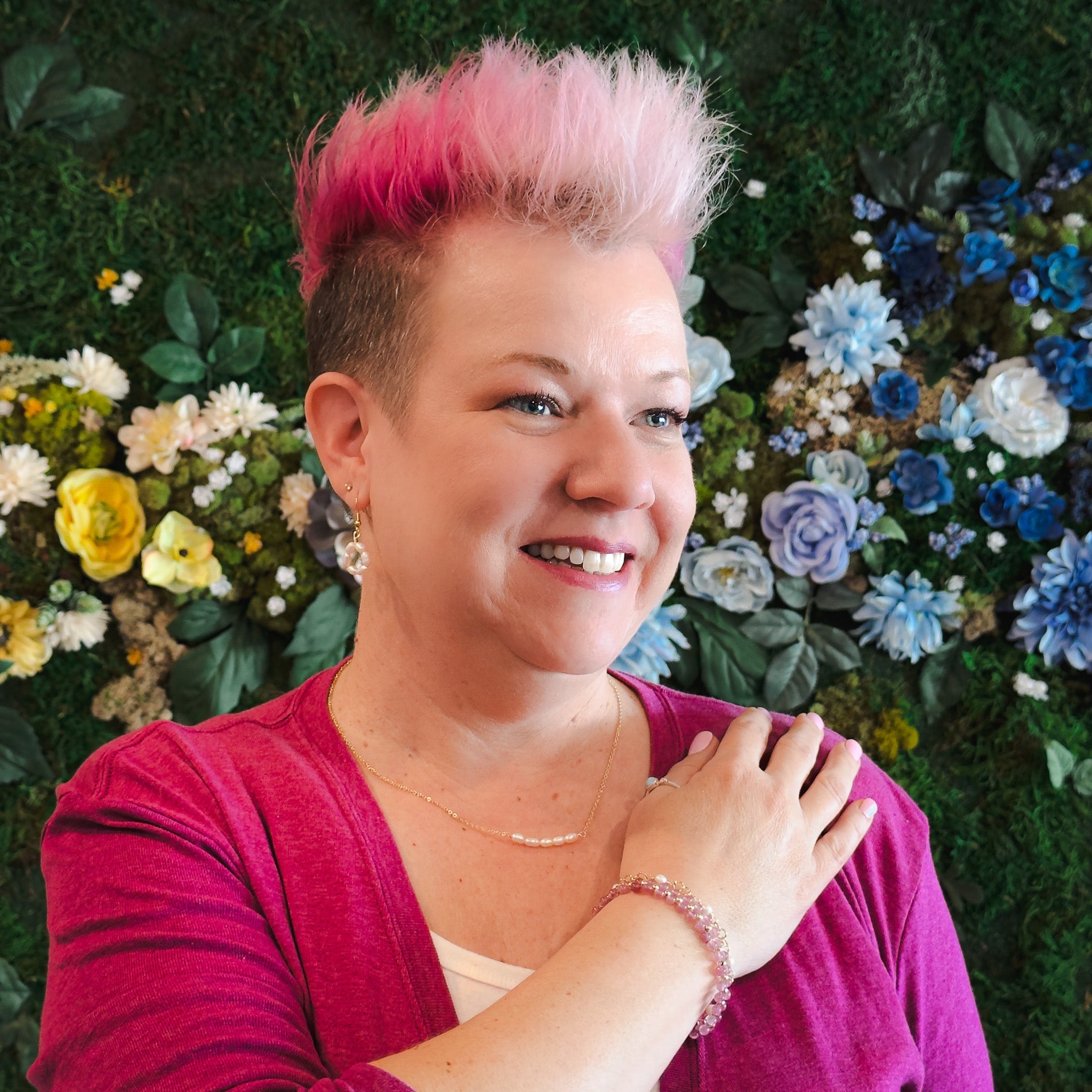 Aurora gold and pearl necklace